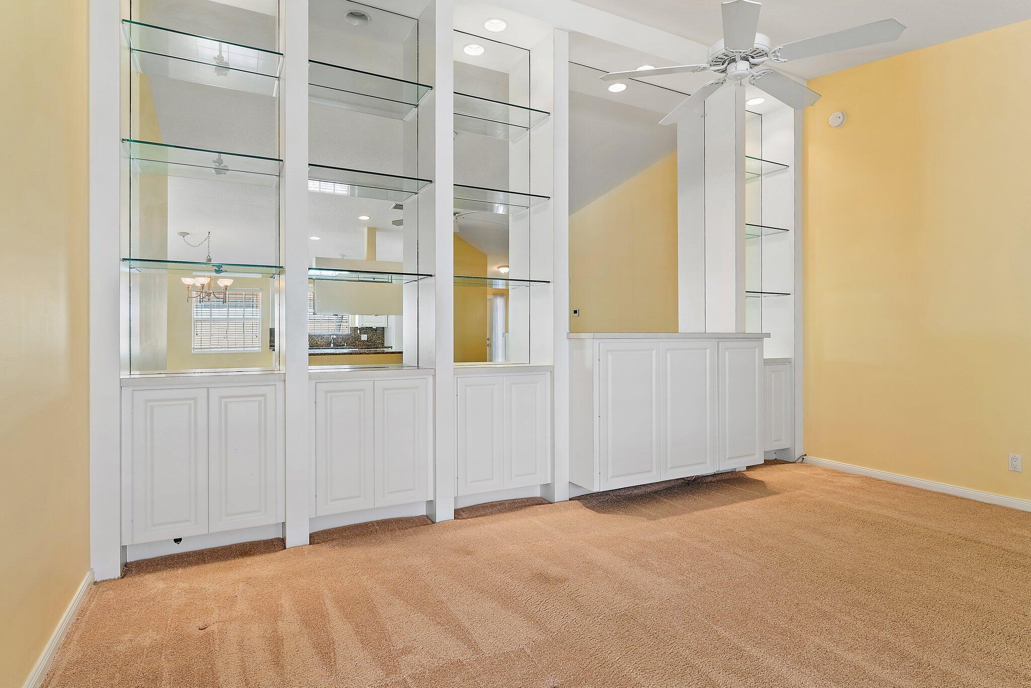 VILLAGEWALK OF WELLINGTON 4 - Residential