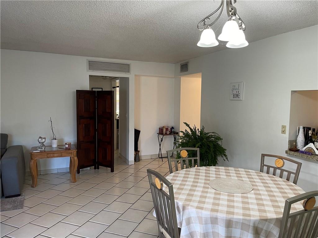 Quatraine At Jacaranda Ga - Residential Lease