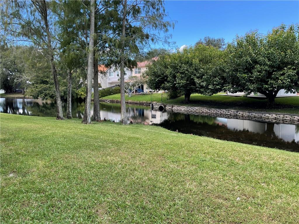 Quatraine At Jacaranda Ga - Residential Lease