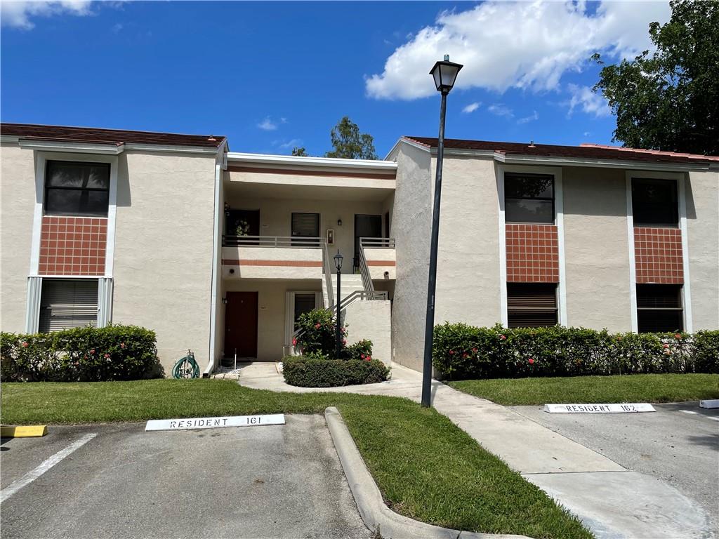 Quatraine At Jacaranda Ga - Residential Lease