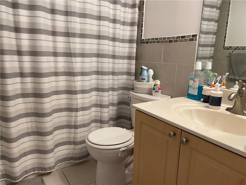 Quatraine At Jacaranda Ga - Residential Lease