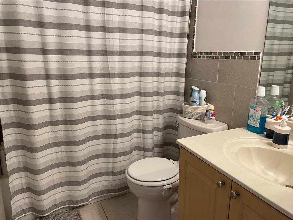 Quatraine At Jacaranda Ga - Residential Lease