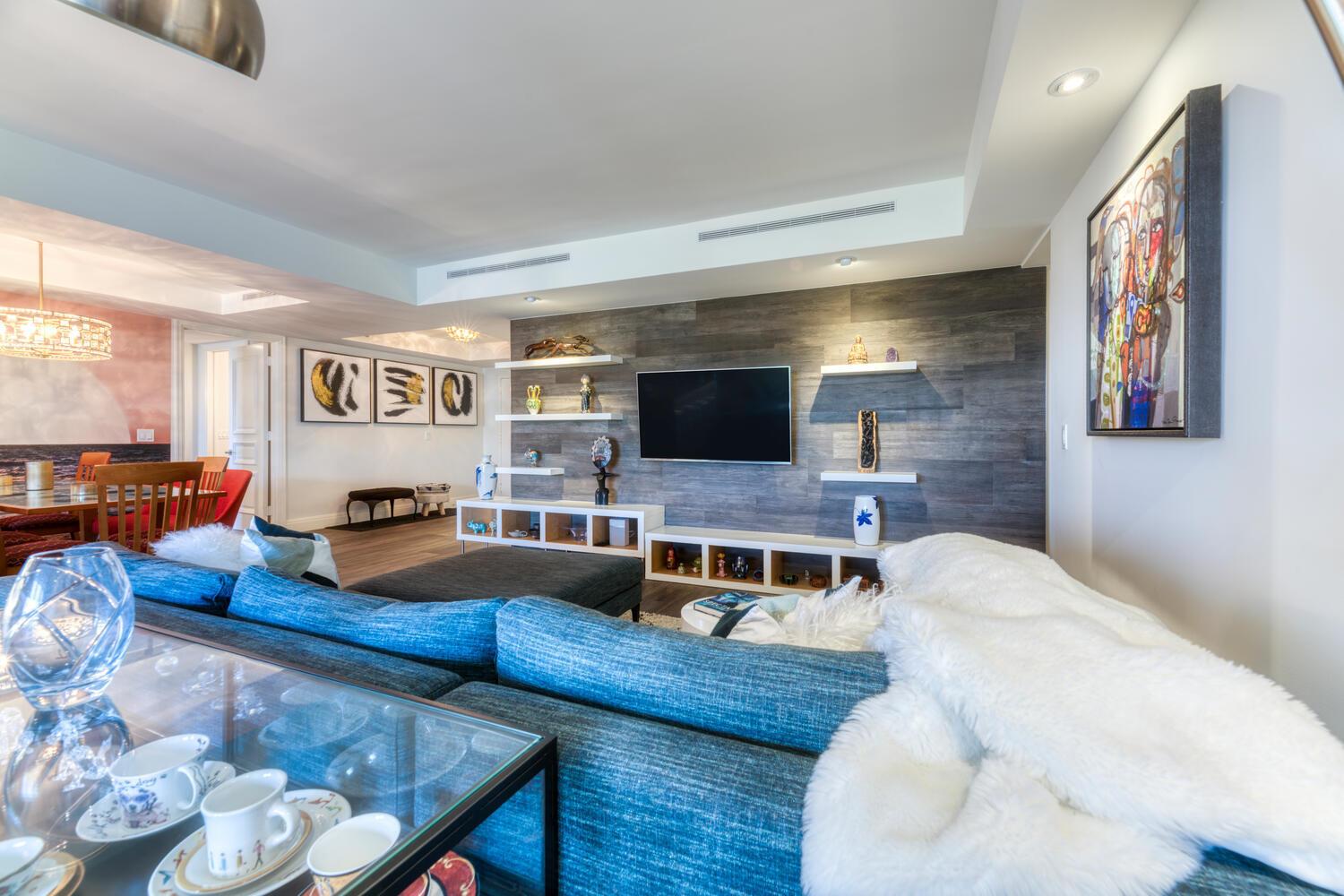 SUTTON PLACE CONDO - Residential