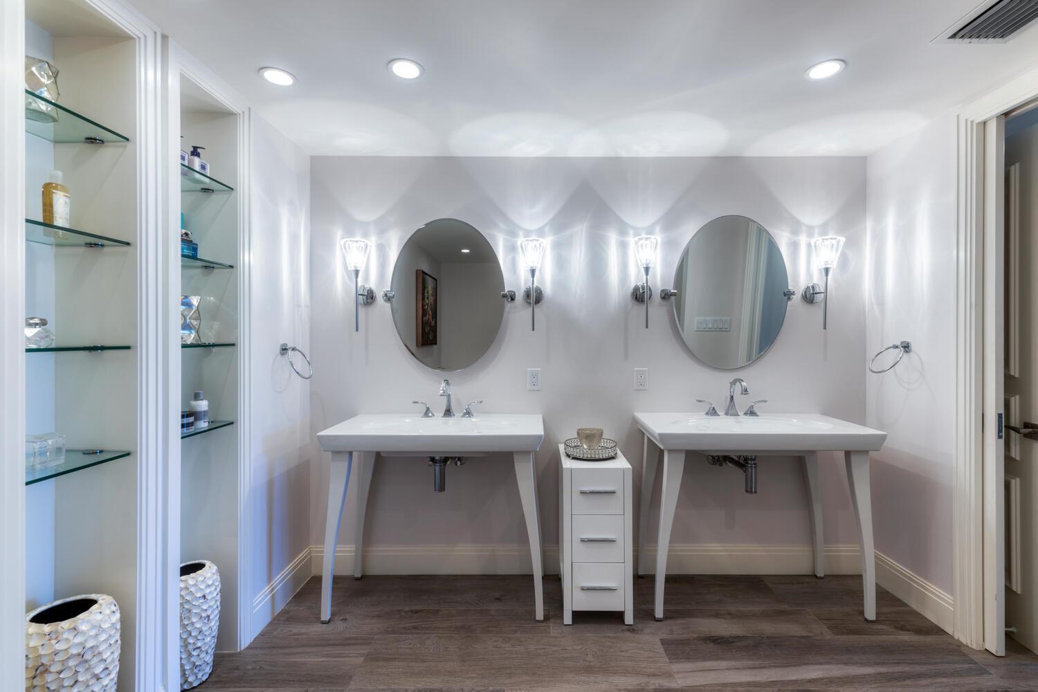 SUTTON PLACE CONDO - Residential
