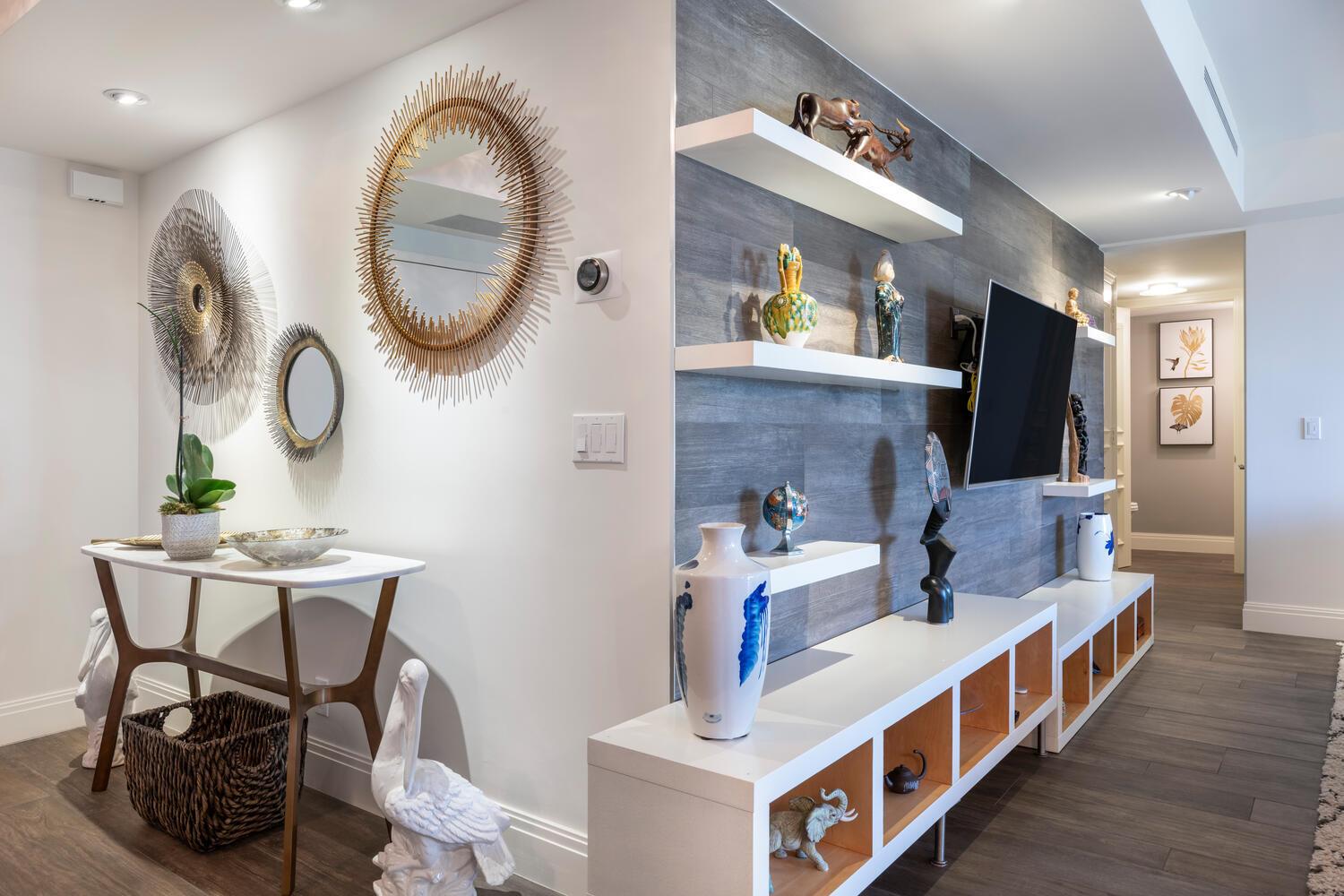 SUTTON PLACE CONDO - Residential