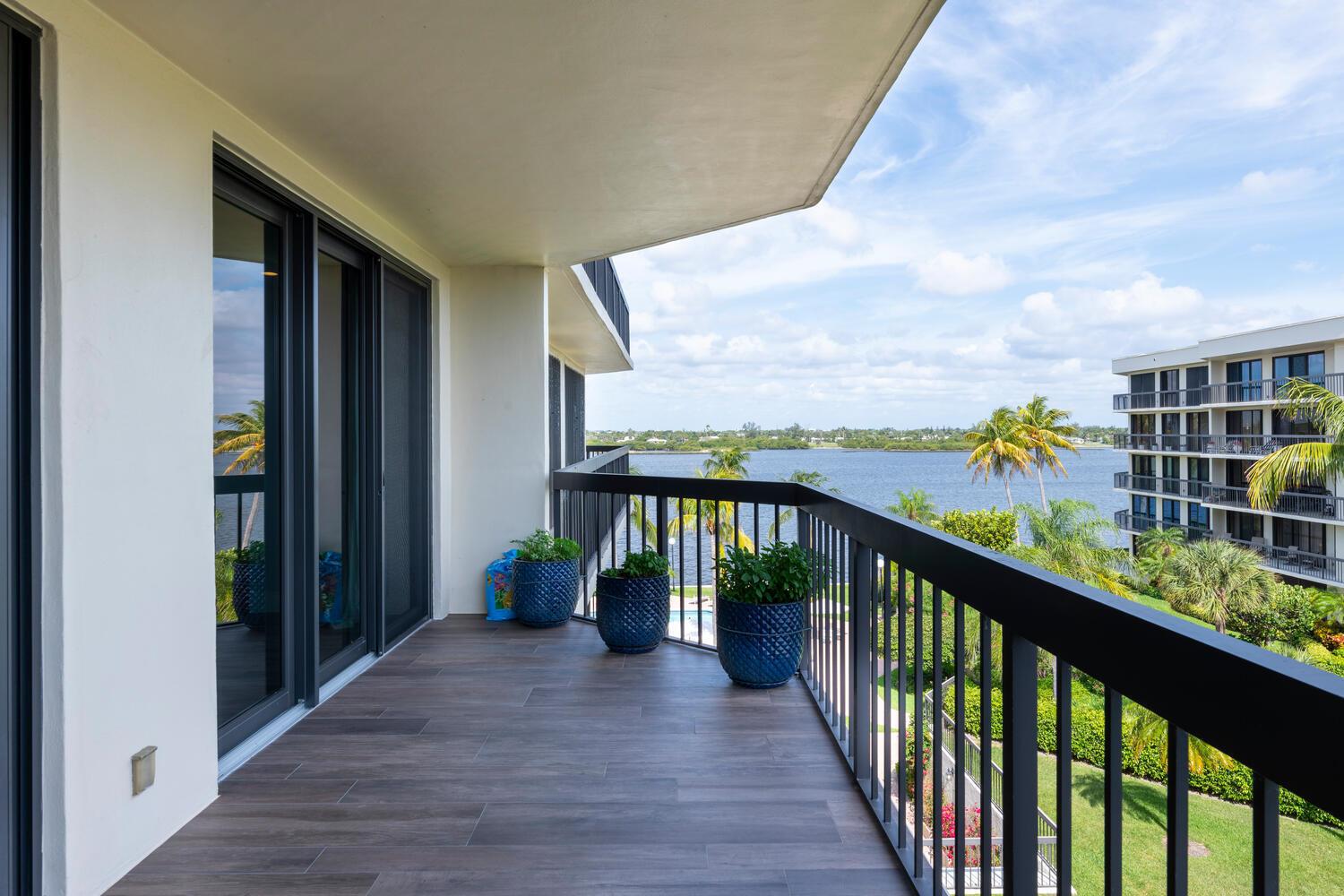 SUTTON PLACE CONDO - Residential