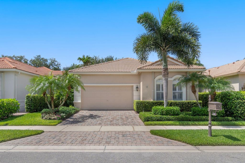 Photo of 120 Casa Grande Court, Palm Beach Gardens, FL 33418 (MLS # R11002128)
