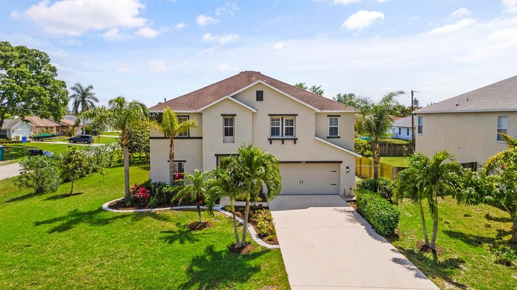 Photo of 166 SW Glenwood Drive, Port St Lucie, FL 34984 (MLS # R10888149)