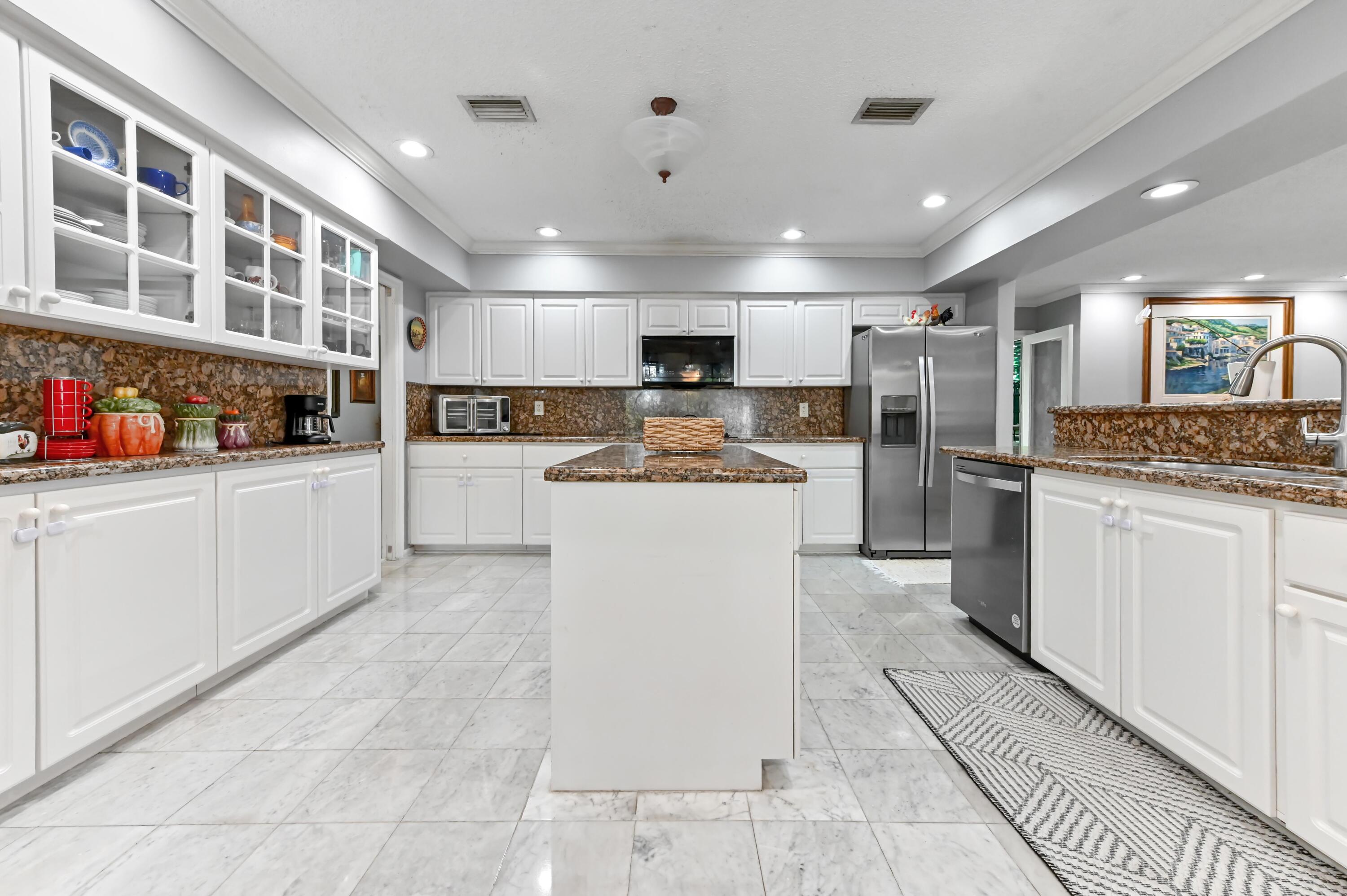 CORAL SPRINGS HILLS - Residential