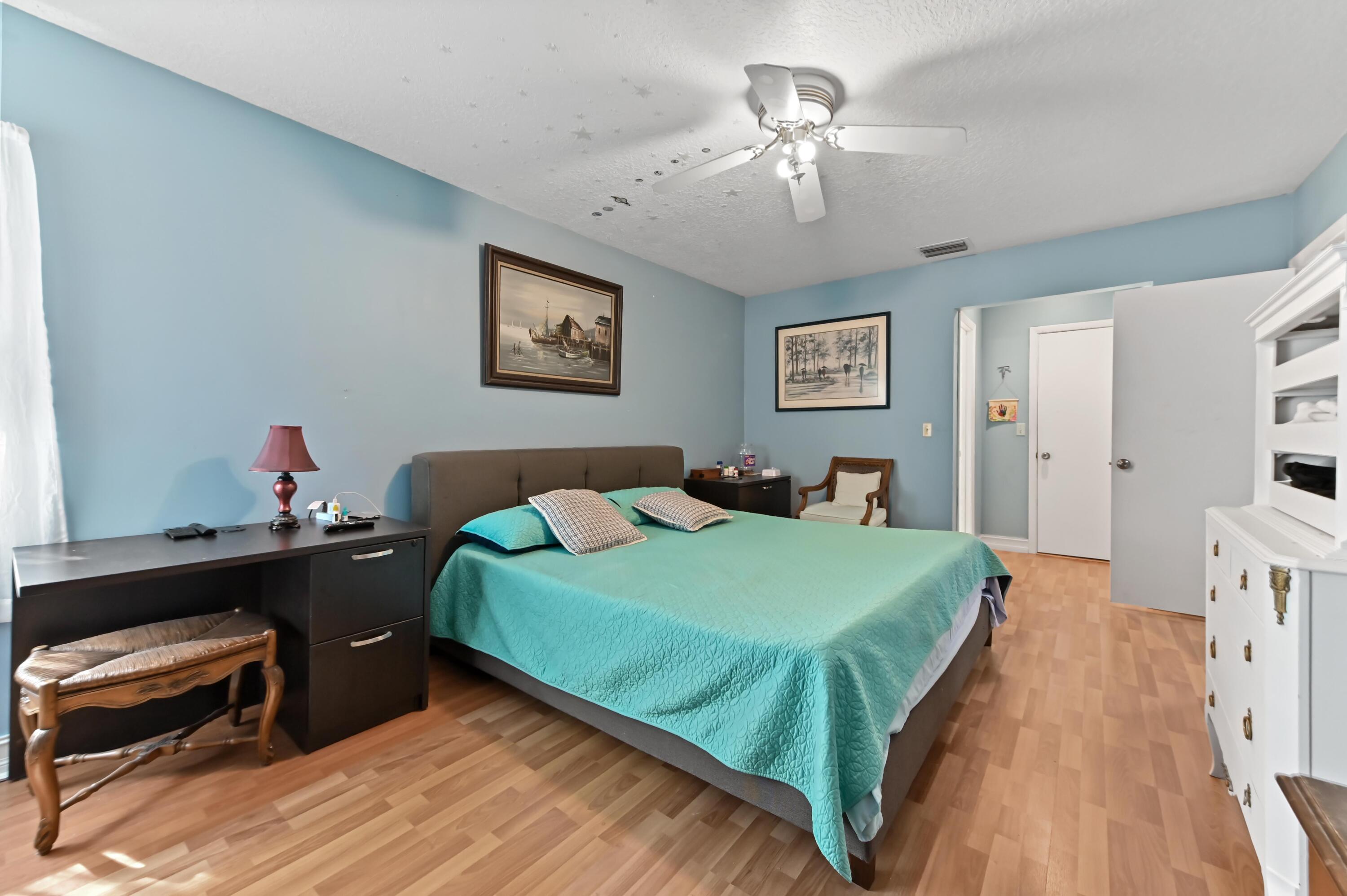 CORAL SPRINGS HILLS - Residential