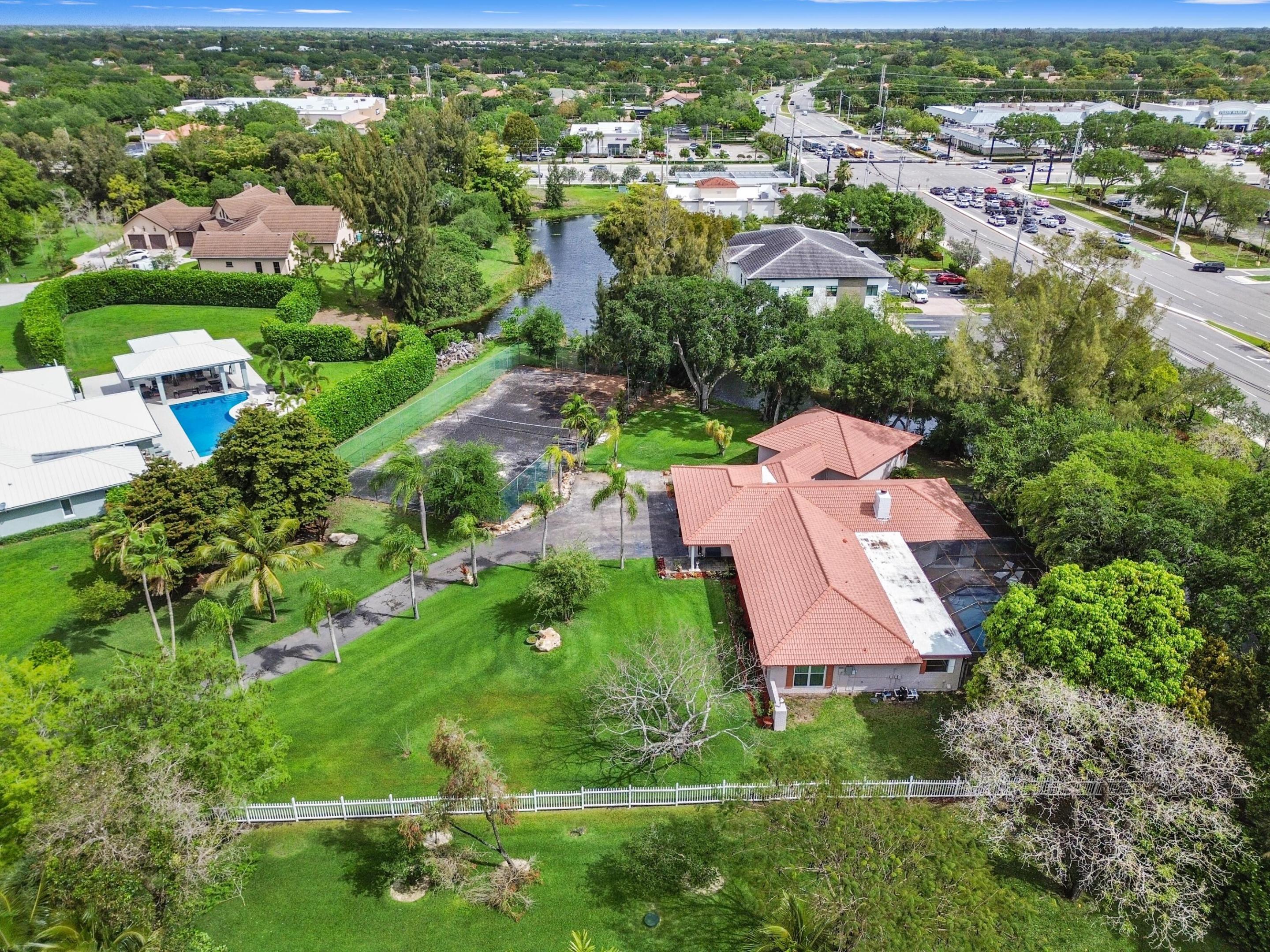 CORAL SPRINGS HILLS - Residential