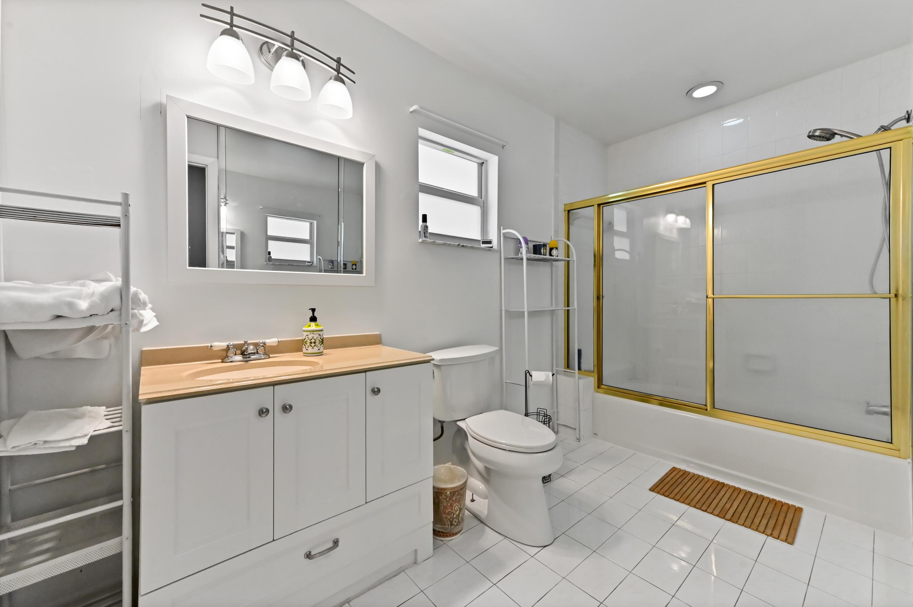 CORAL SPRINGS HILLS - Residential