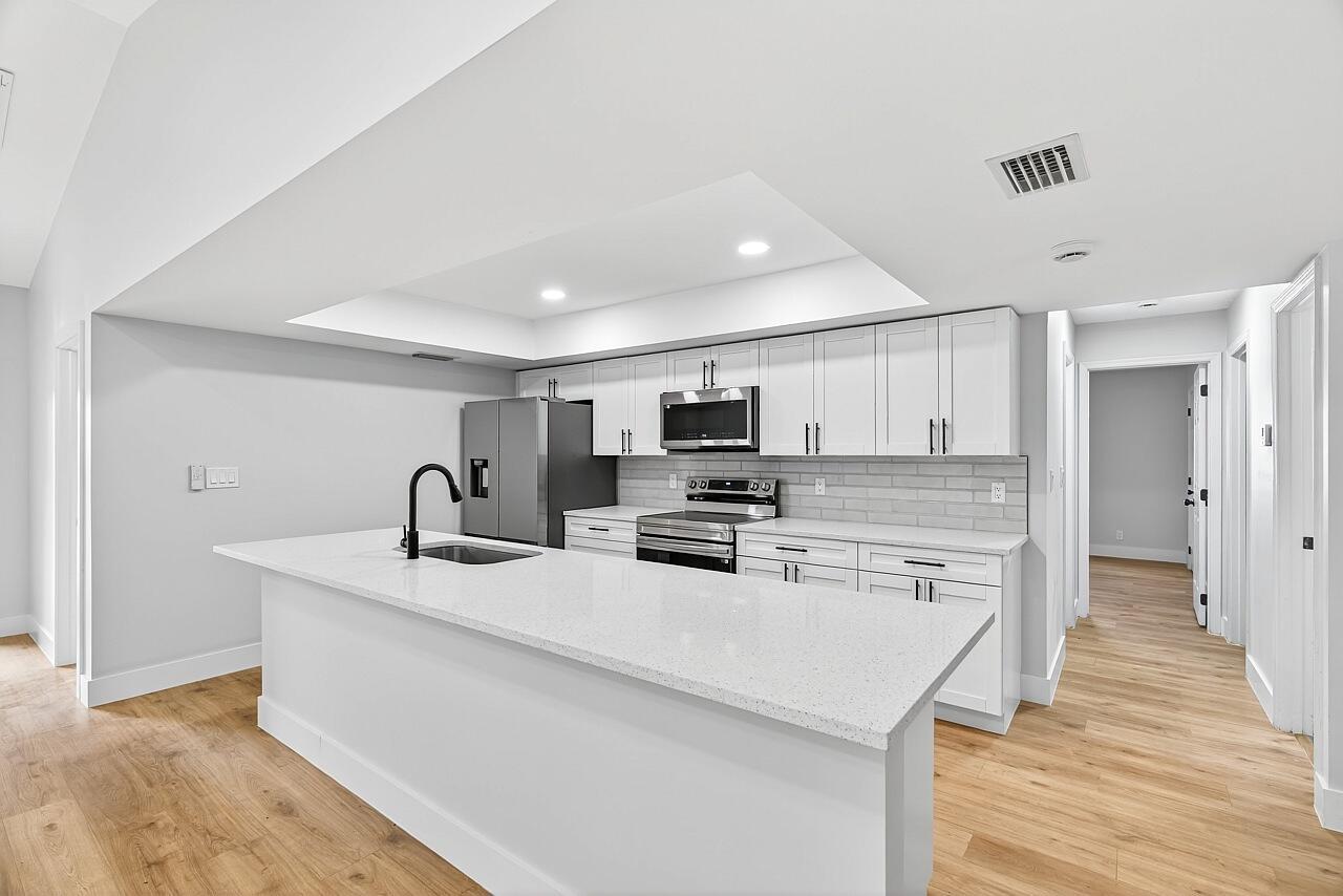 SEBASTIAN HIGHLANDS UNIT - Residential