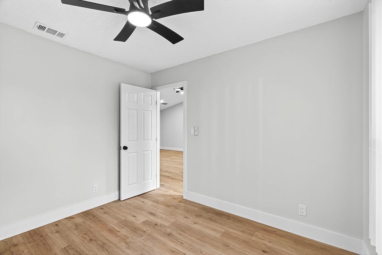 SEBASTIAN HIGHLANDS UNIT - Residential