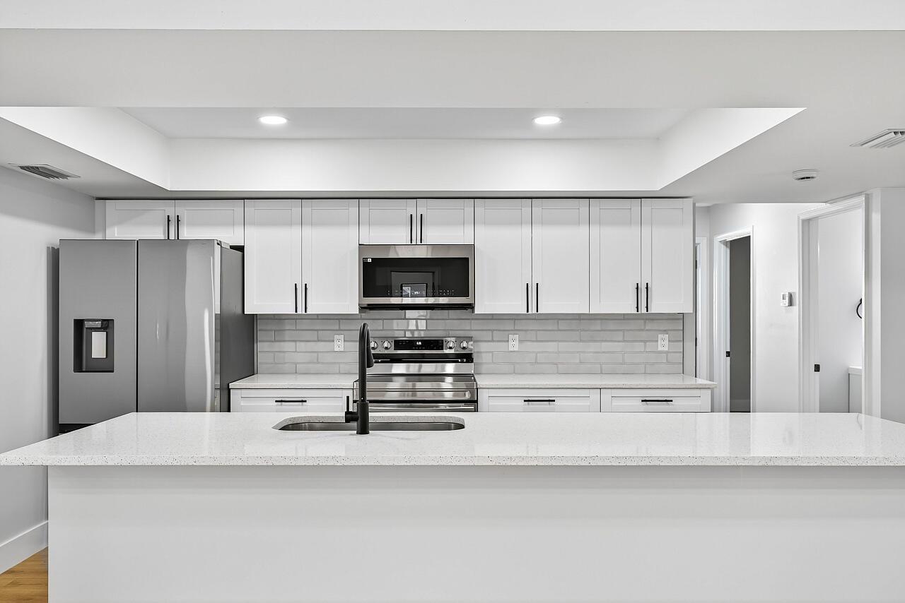 SEBASTIAN HIGHLANDS UNIT - Residential