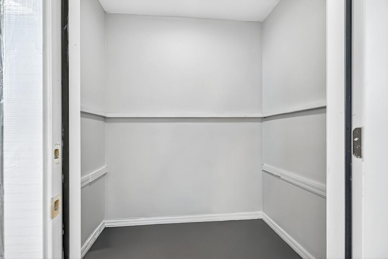 SEBASTIAN HIGHLANDS UNIT - Residential