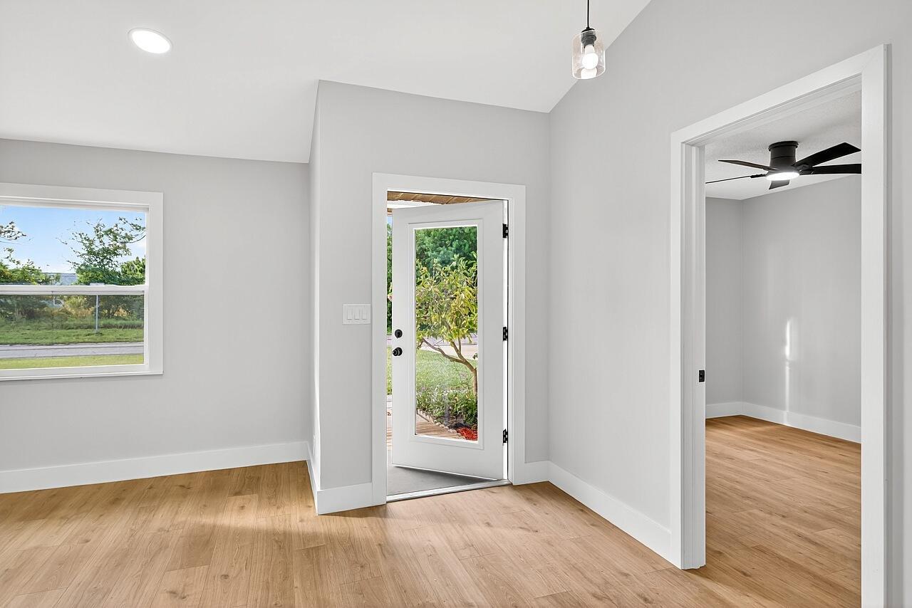 SEBASTIAN HIGHLANDS UNIT - Residential