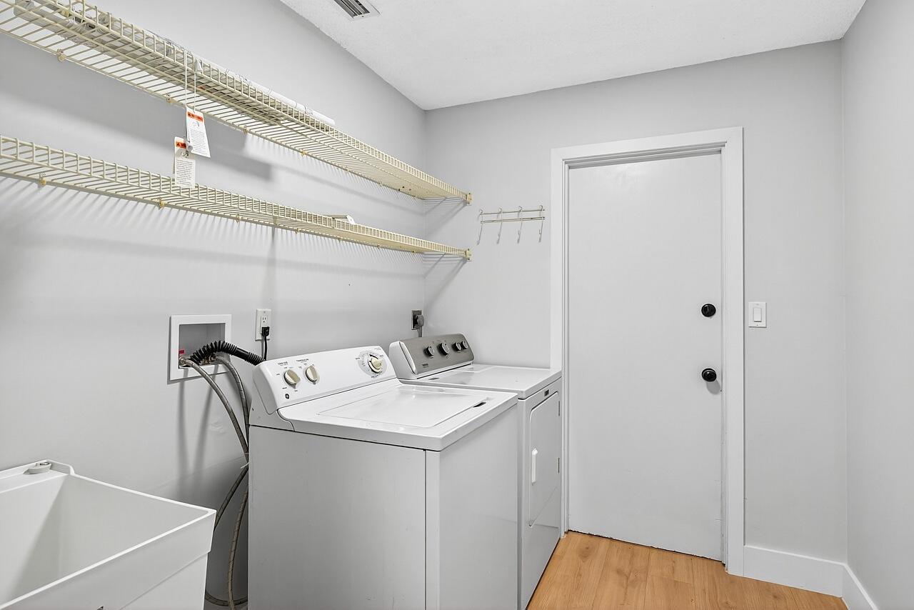 SEBASTIAN HIGHLANDS UNIT - Residential