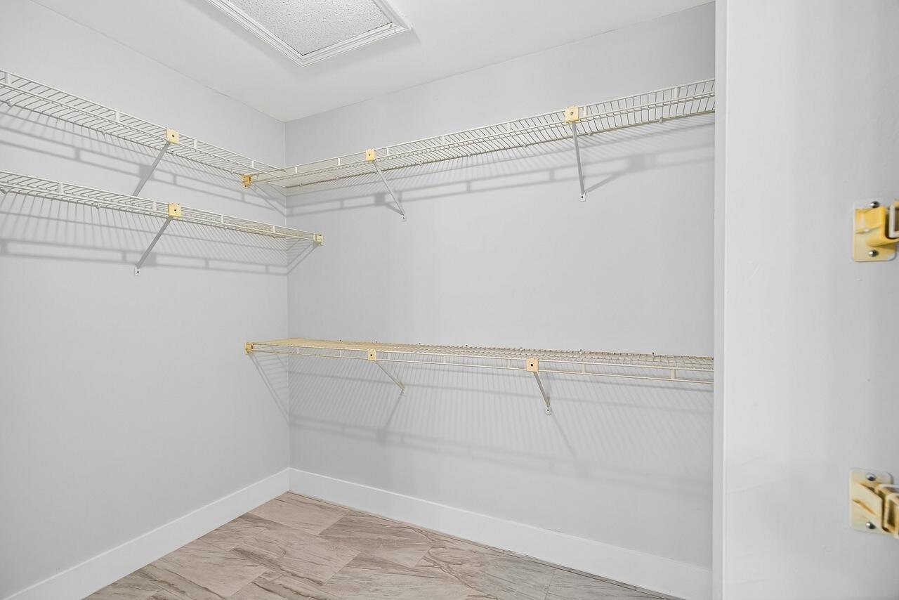 SEBASTIAN HIGHLANDS UNIT - Residential