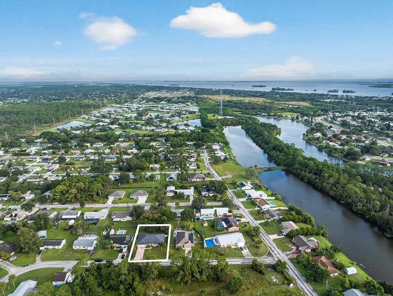 SEBASTIAN HIGHLANDS UNIT - Residential