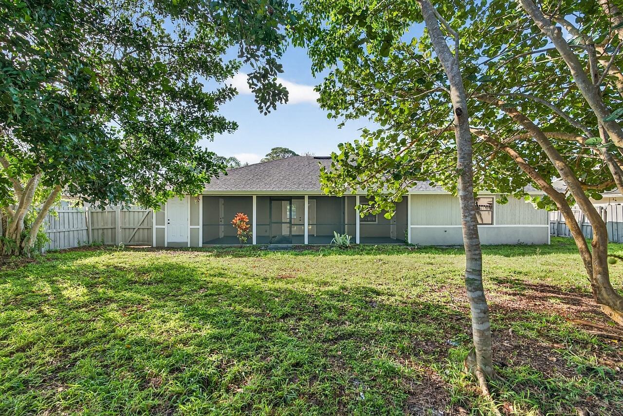 SEBASTIAN HIGHLANDS UNIT - Residential