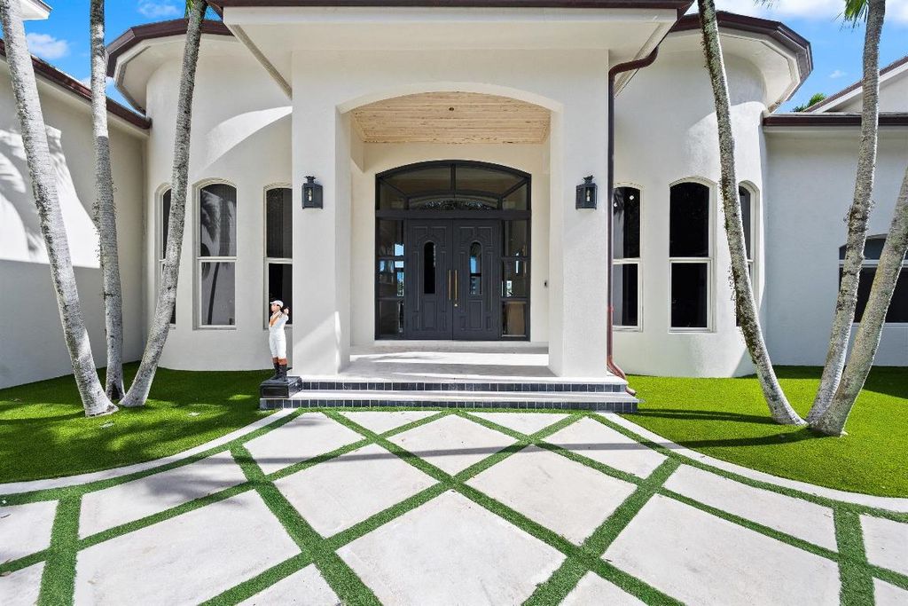 Photo of 2270 Wilsee Road, Palm Beach Gardens, FL 33410 (MLS # R11154413)