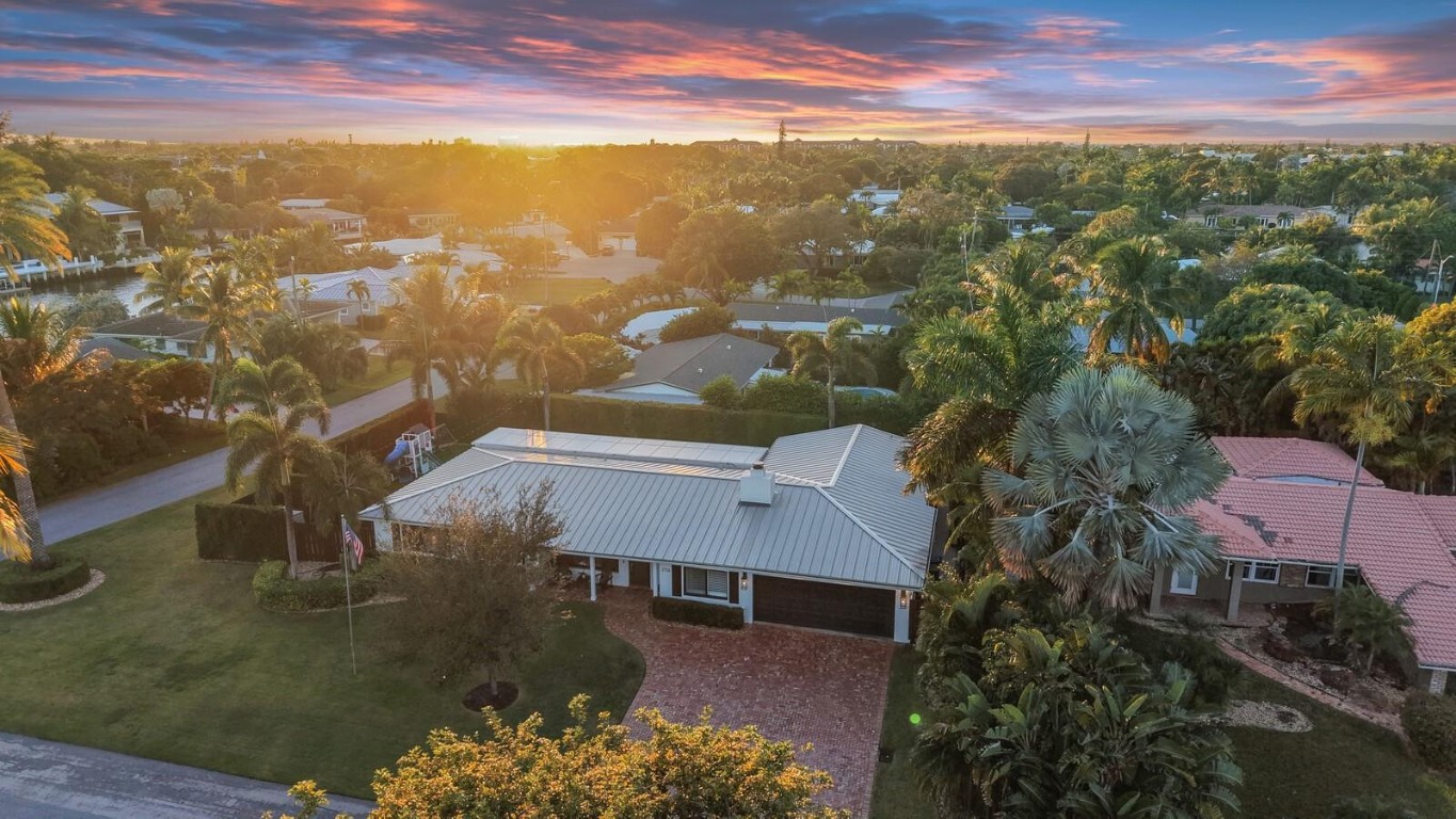 CORAL SHORES - Residential