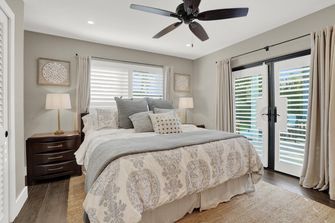 CORAL SHORES - Residential