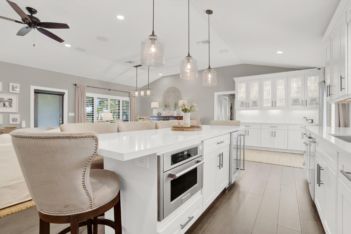 CORAL SHORES - Residential