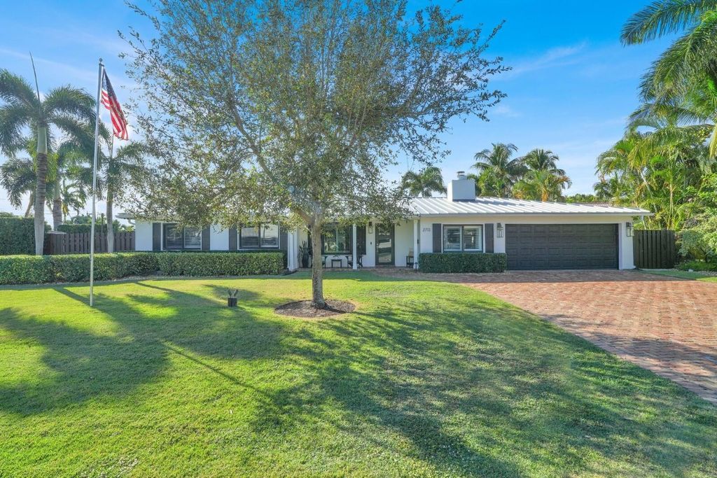 Photo of 2713 NE 21st Avenue, Fort Lauderdale, FL 33306 (MLS # F10544628)