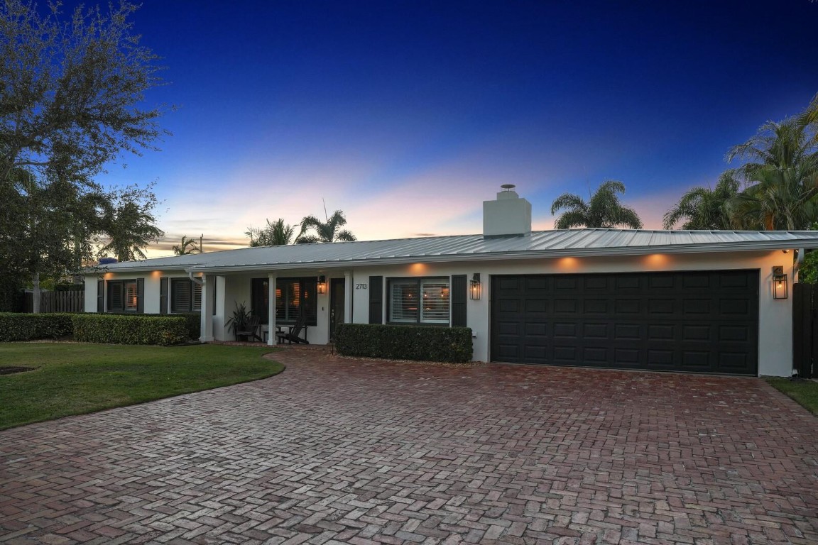 CORAL SHORES - Residential