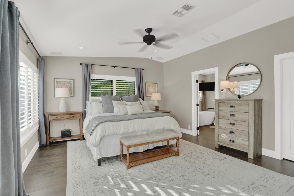 CORAL SHORES - Residential