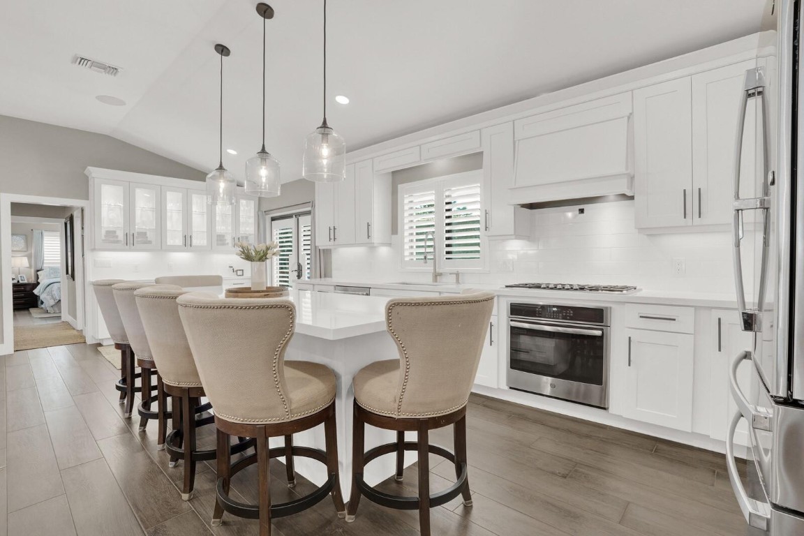 CORAL SHORES - Residential