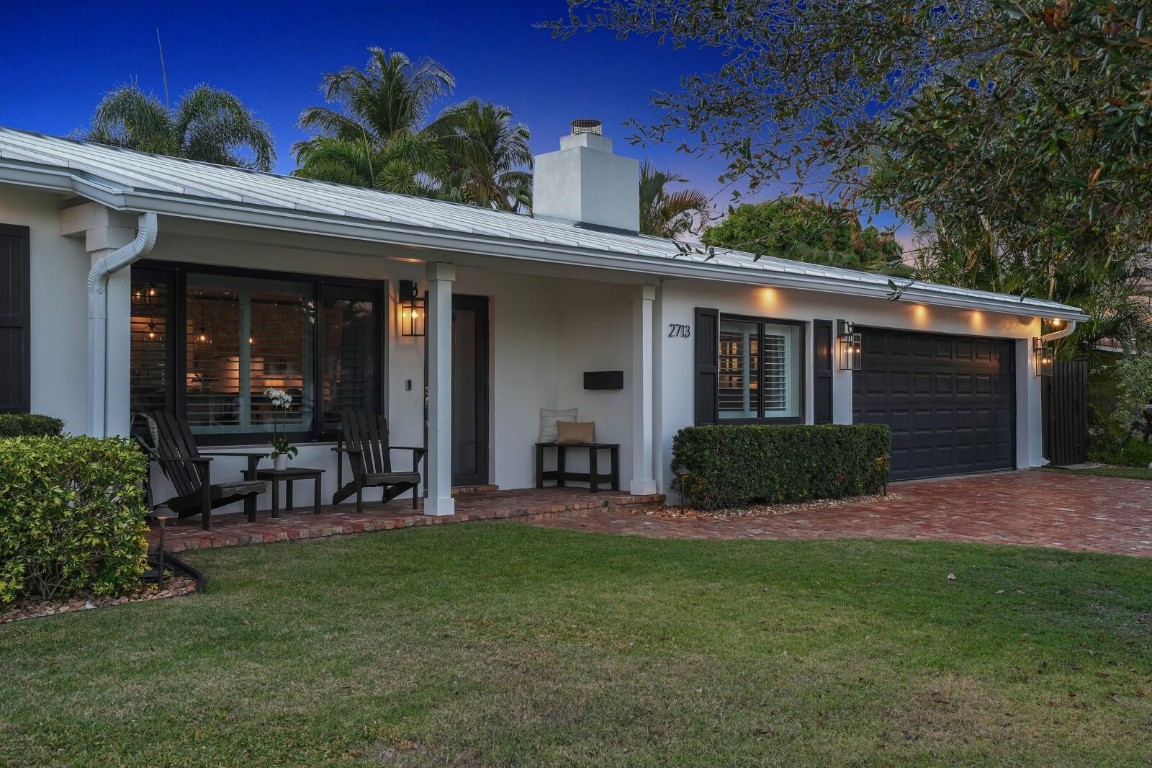 CORAL SHORES - Residential