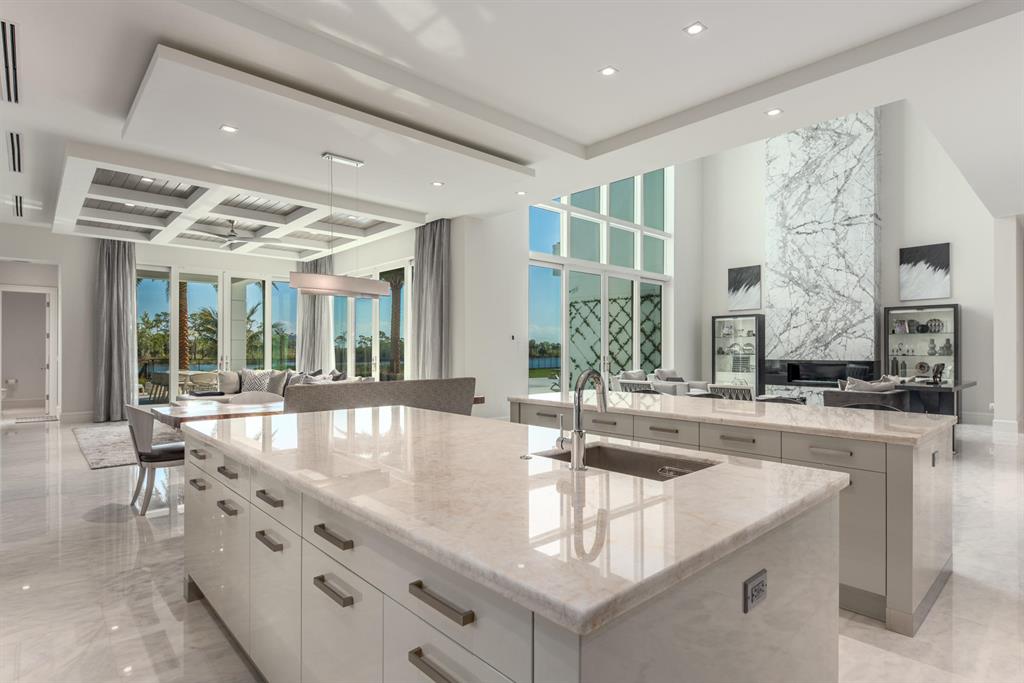 HARBOR PLACE - Residential