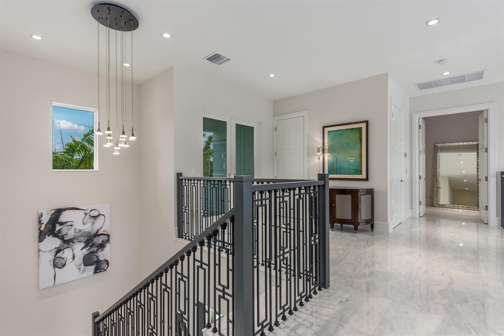 HARBOR PLACE - Residential