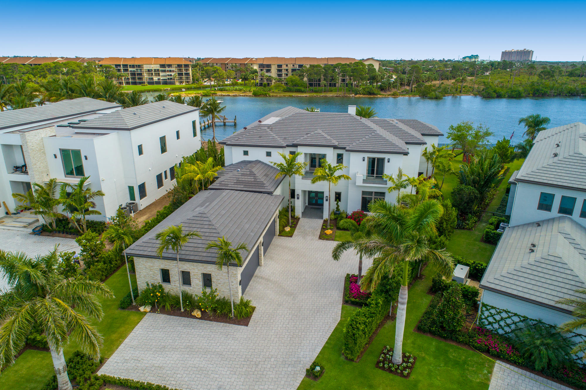 HARBOR PLACE - Residential