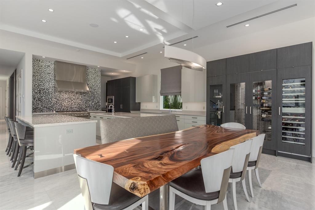 HARBOR PLACE - Residential