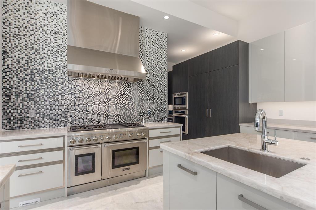 HARBOR PLACE - Residential