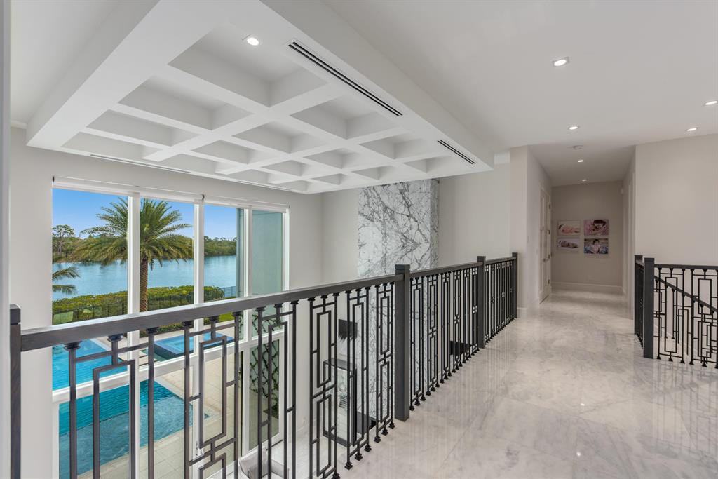 HARBOR PLACE - Residential