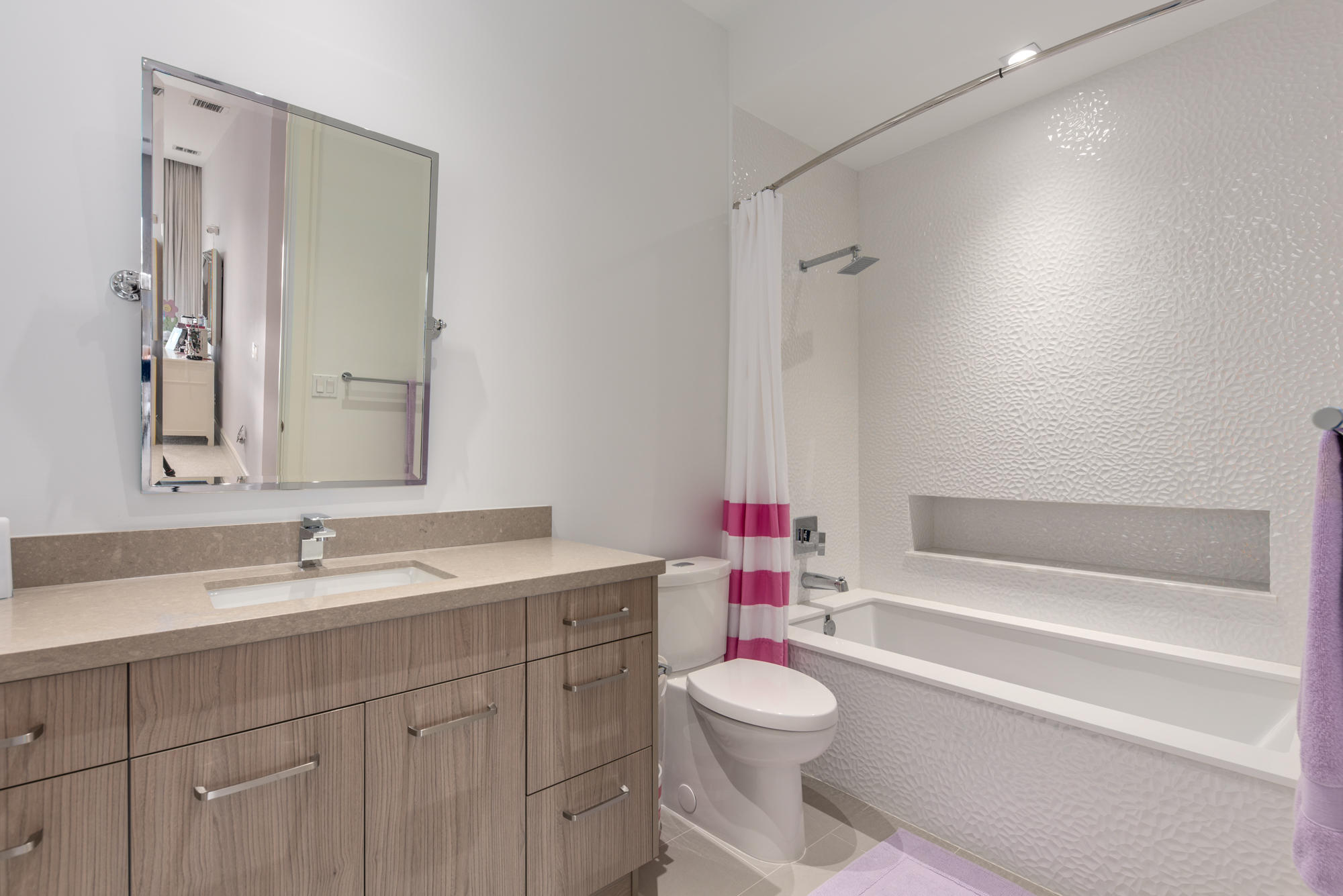 HARBOR PLACE - Residential