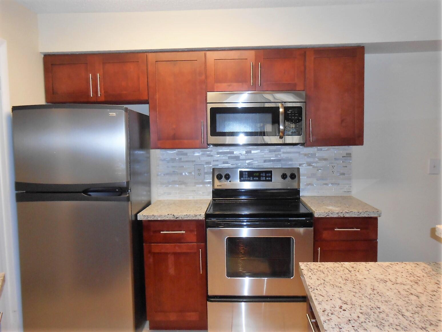 SUMMERBREEZE CONDO - Residential Lease