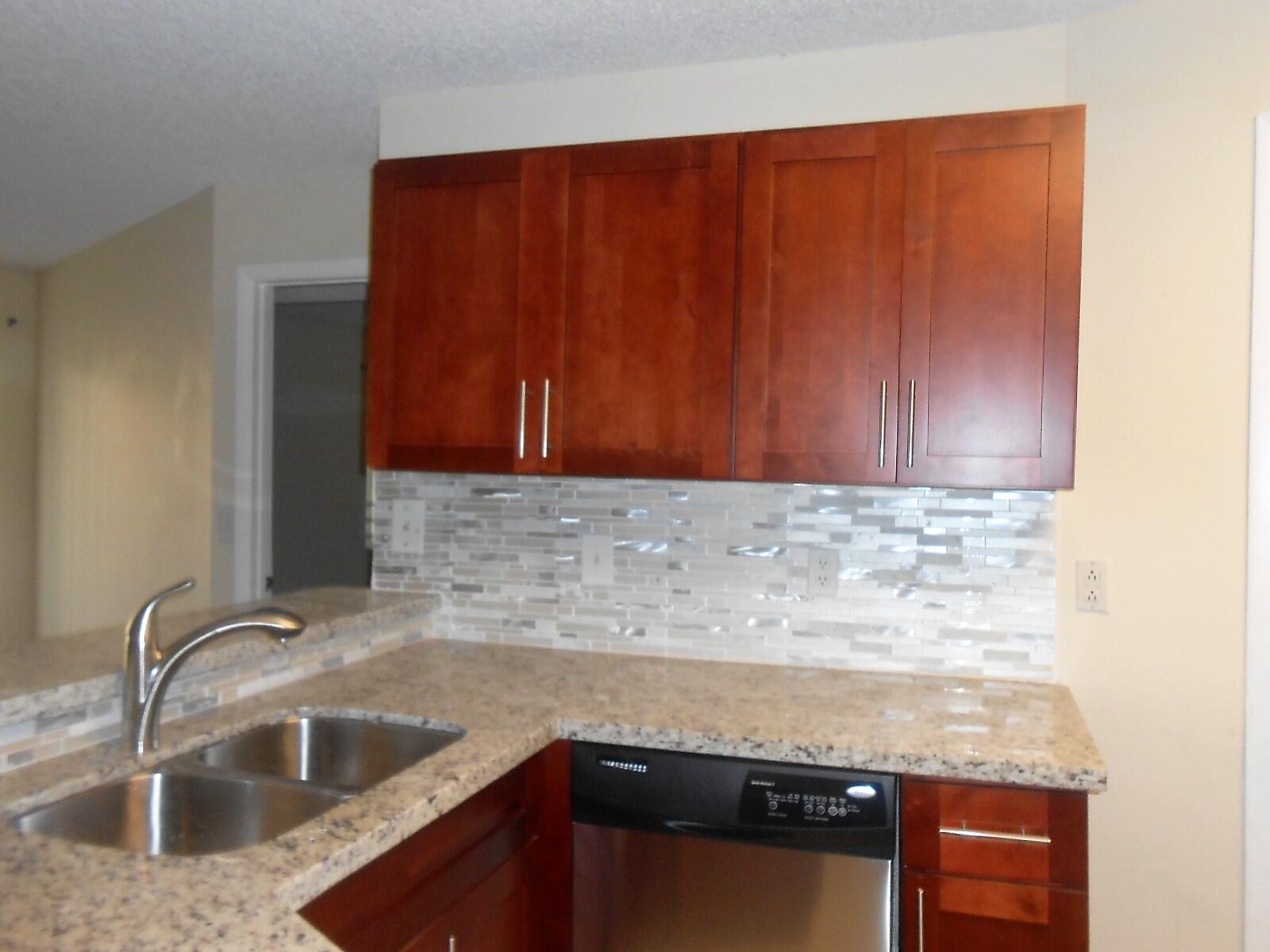 SUMMERBREEZE CONDO - Residential Lease