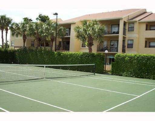 SUMMERBREEZE CONDO - Residential Lease