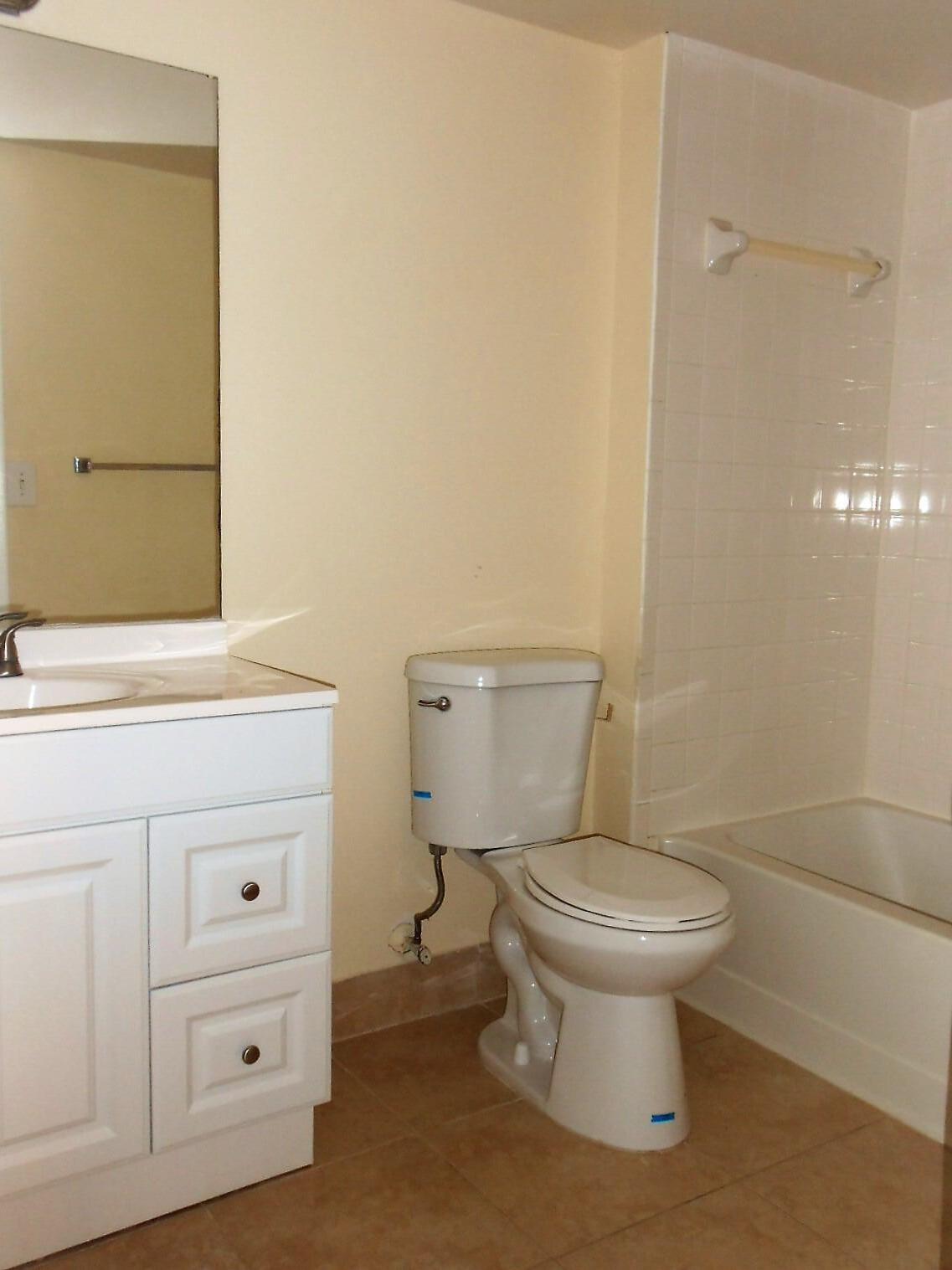 SUMMERBREEZE CONDO - Residential Lease