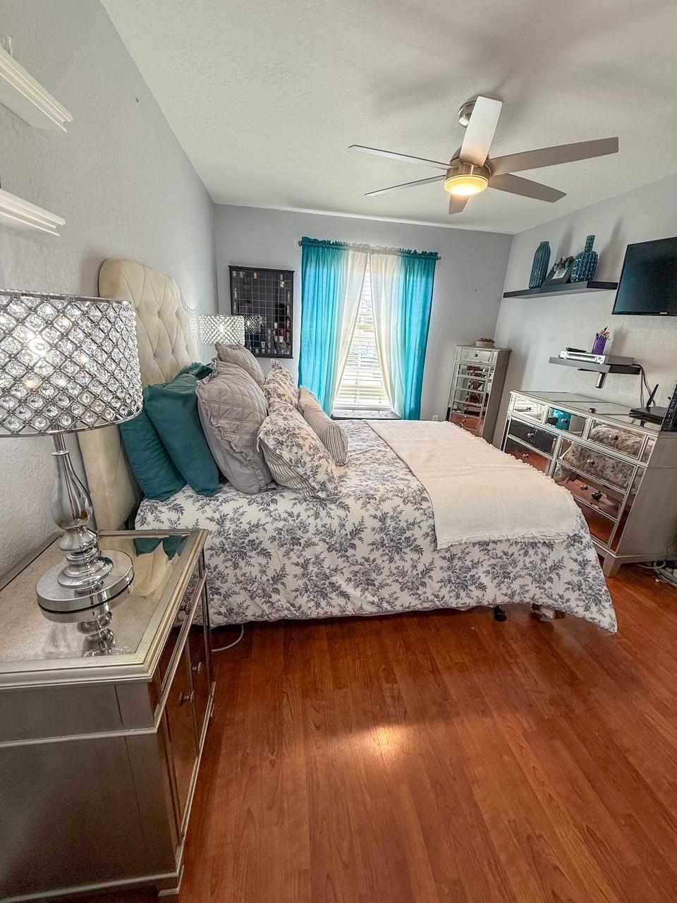 Pelican Point - Residential