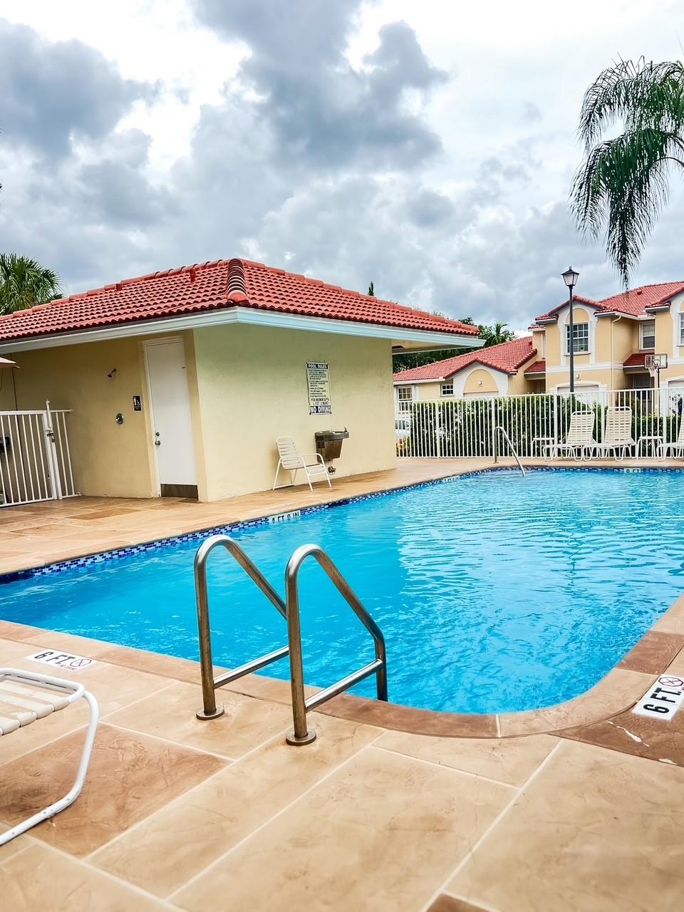 Pelican Point - Residential