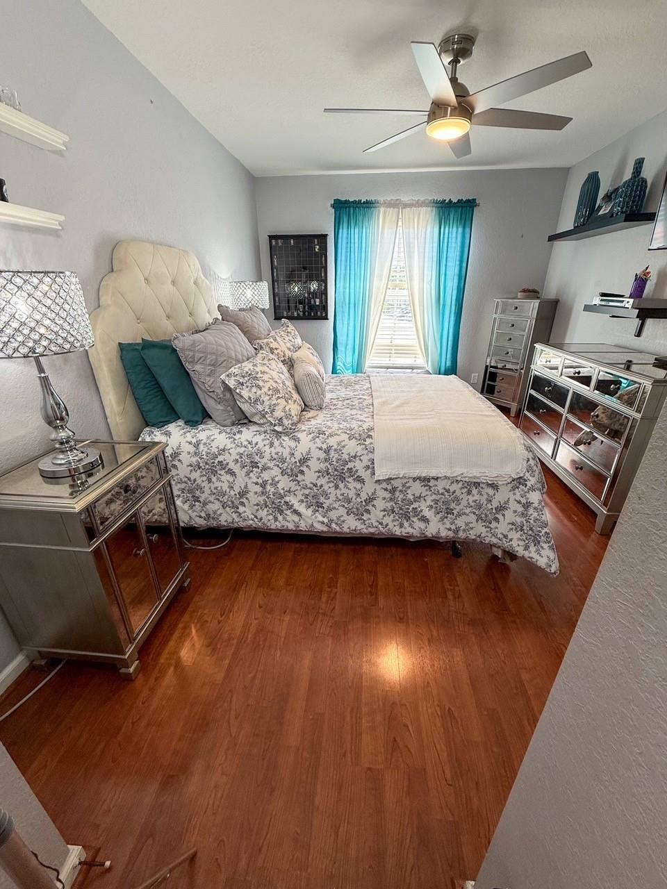 Pelican Point - Residential