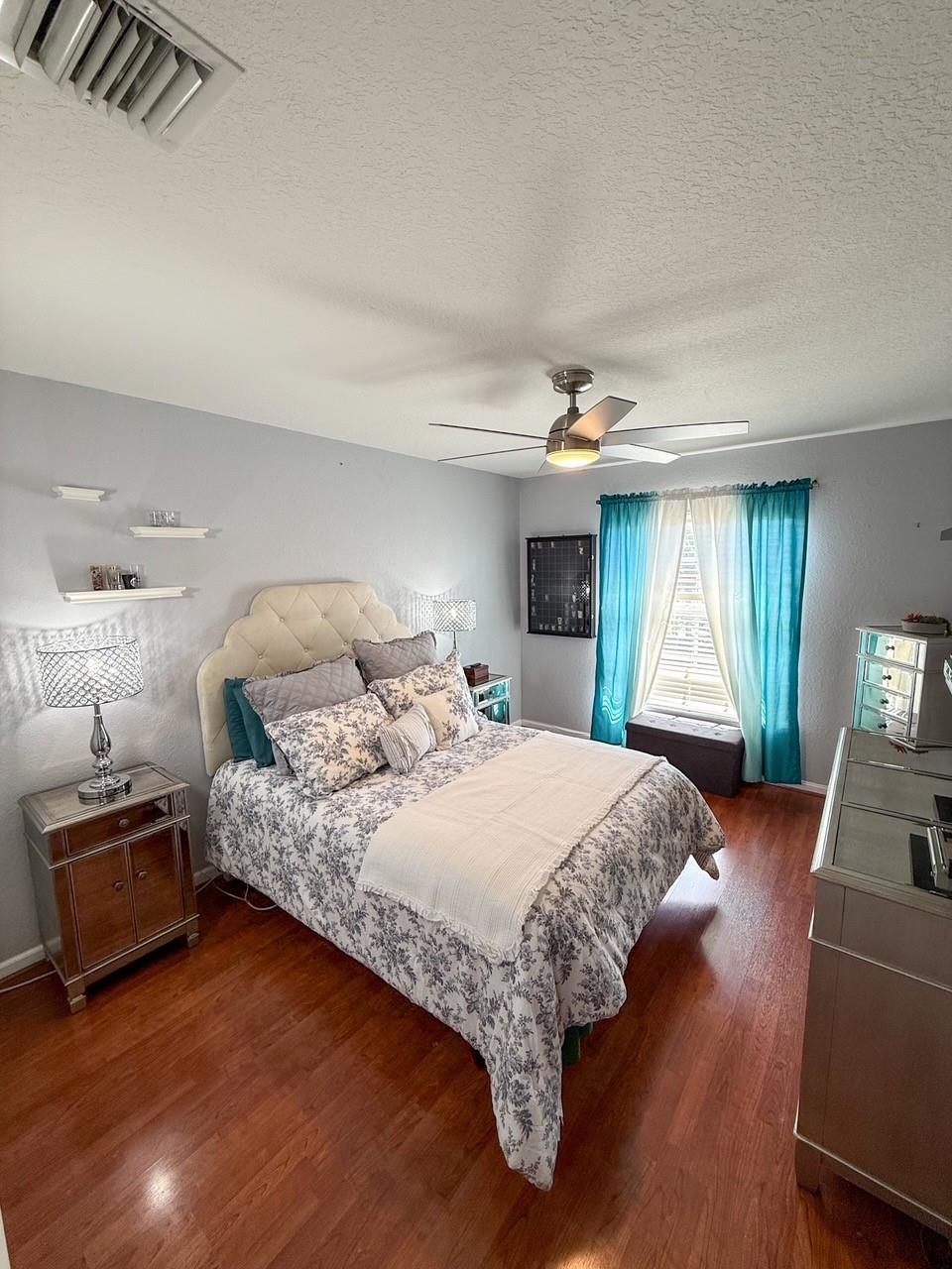 Pelican Point - Residential