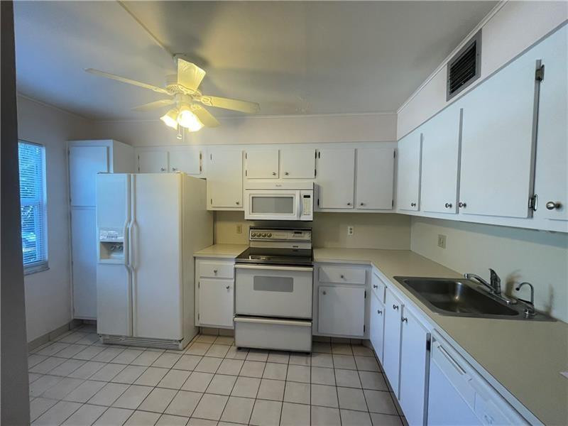 WYNMOOR VILLAGE - Residential